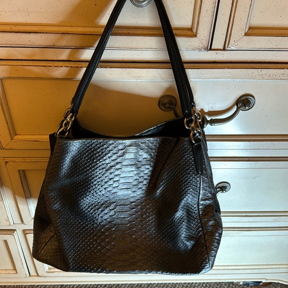 Coach Handbags - Coach purse grey with sparkle in perfect condition has many compartments